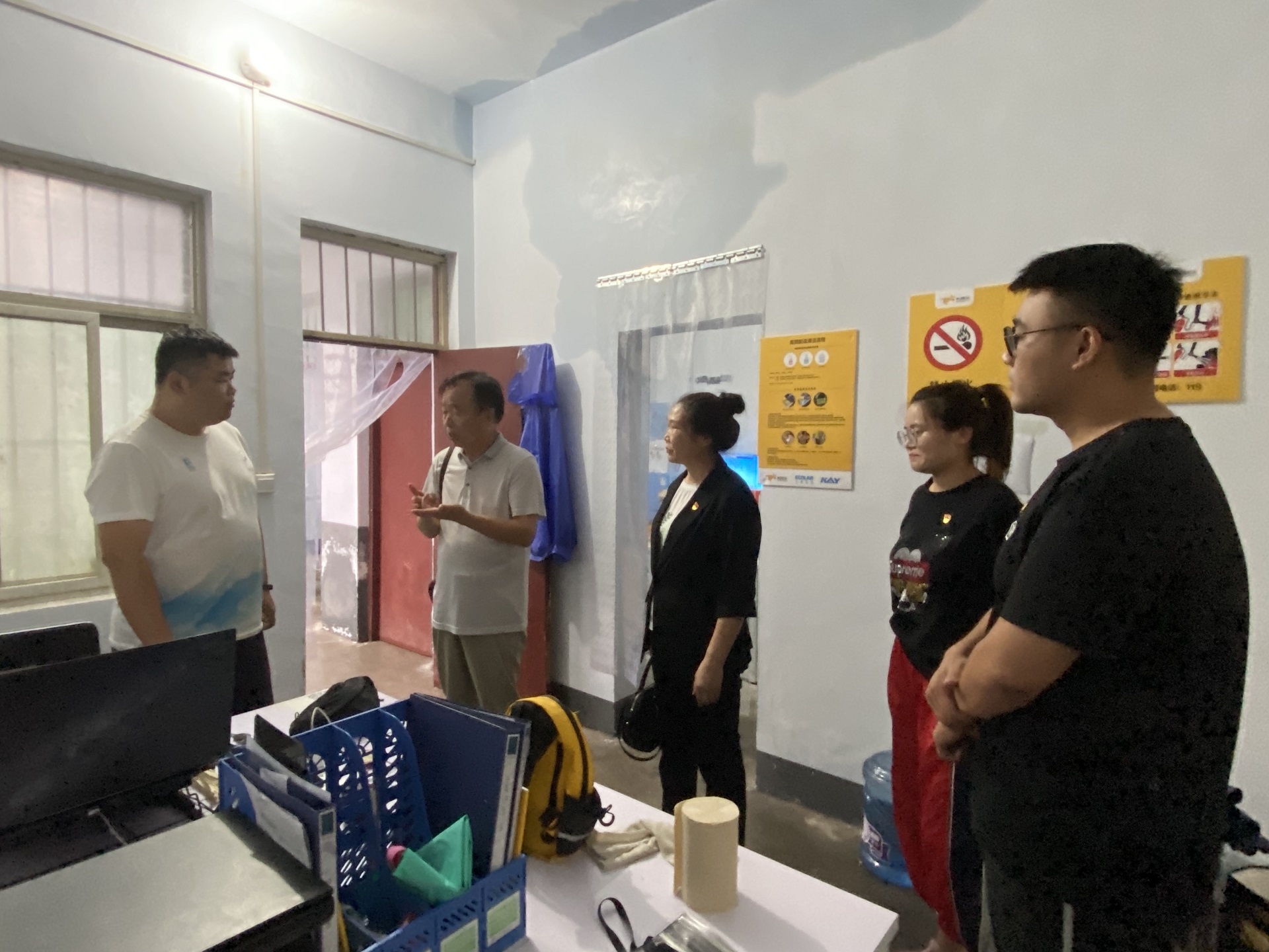 7e2ca5c0-888b-4edb-9709-02657fa9ef89.jpg